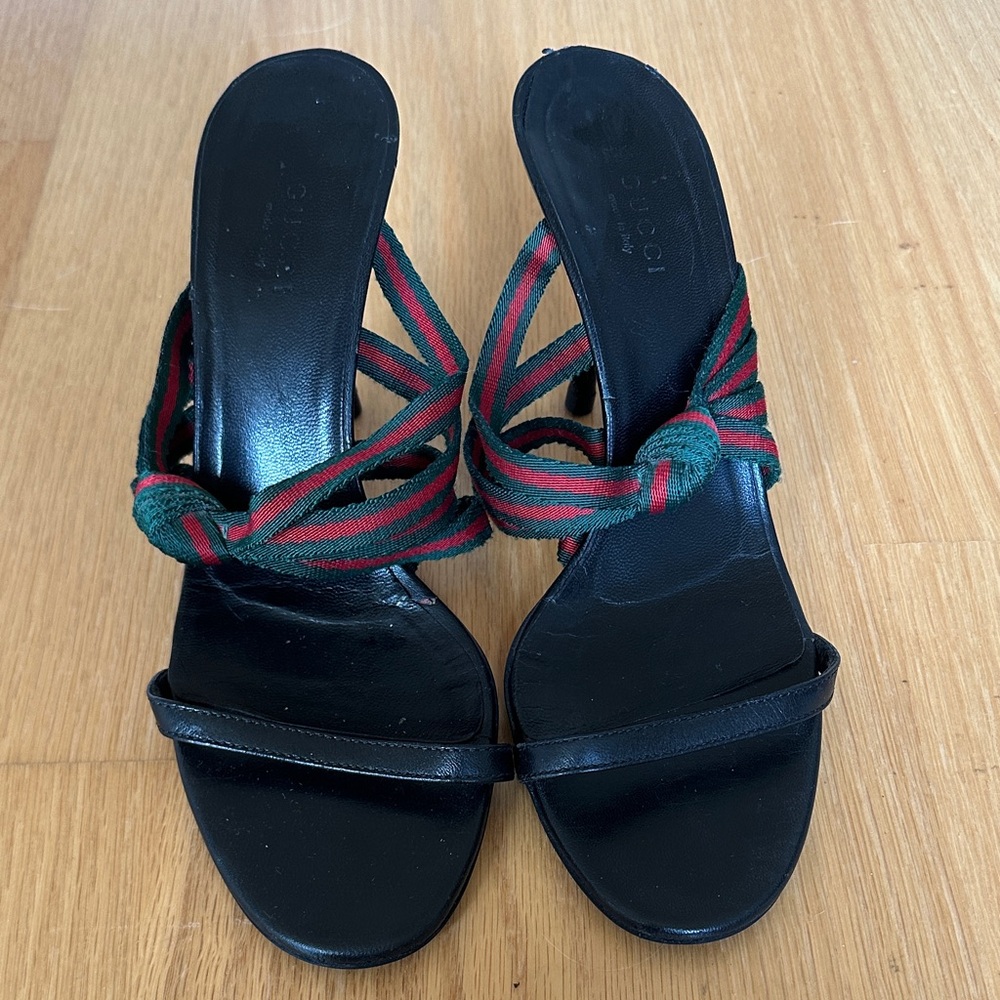 Gucci stiletto Black and Red Striped Women's heels